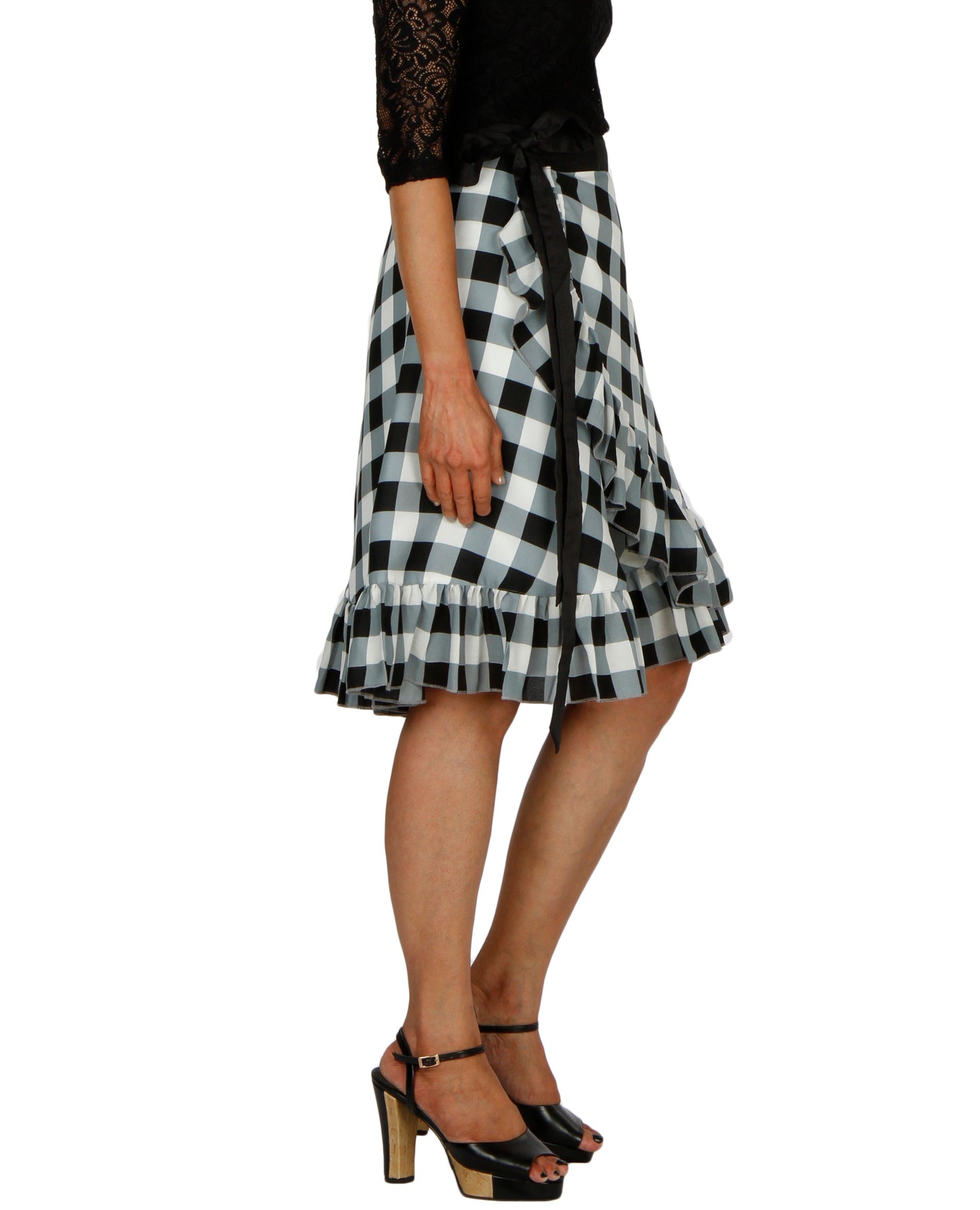 Black and White Checkered Printed Ruffle Wrap Skirt Free Size WA000196