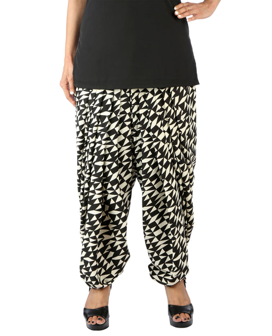 DeeVineeTi Women's Crepe Black Geometric Print FreeSize Patiala Salwar DVSR0003 Front