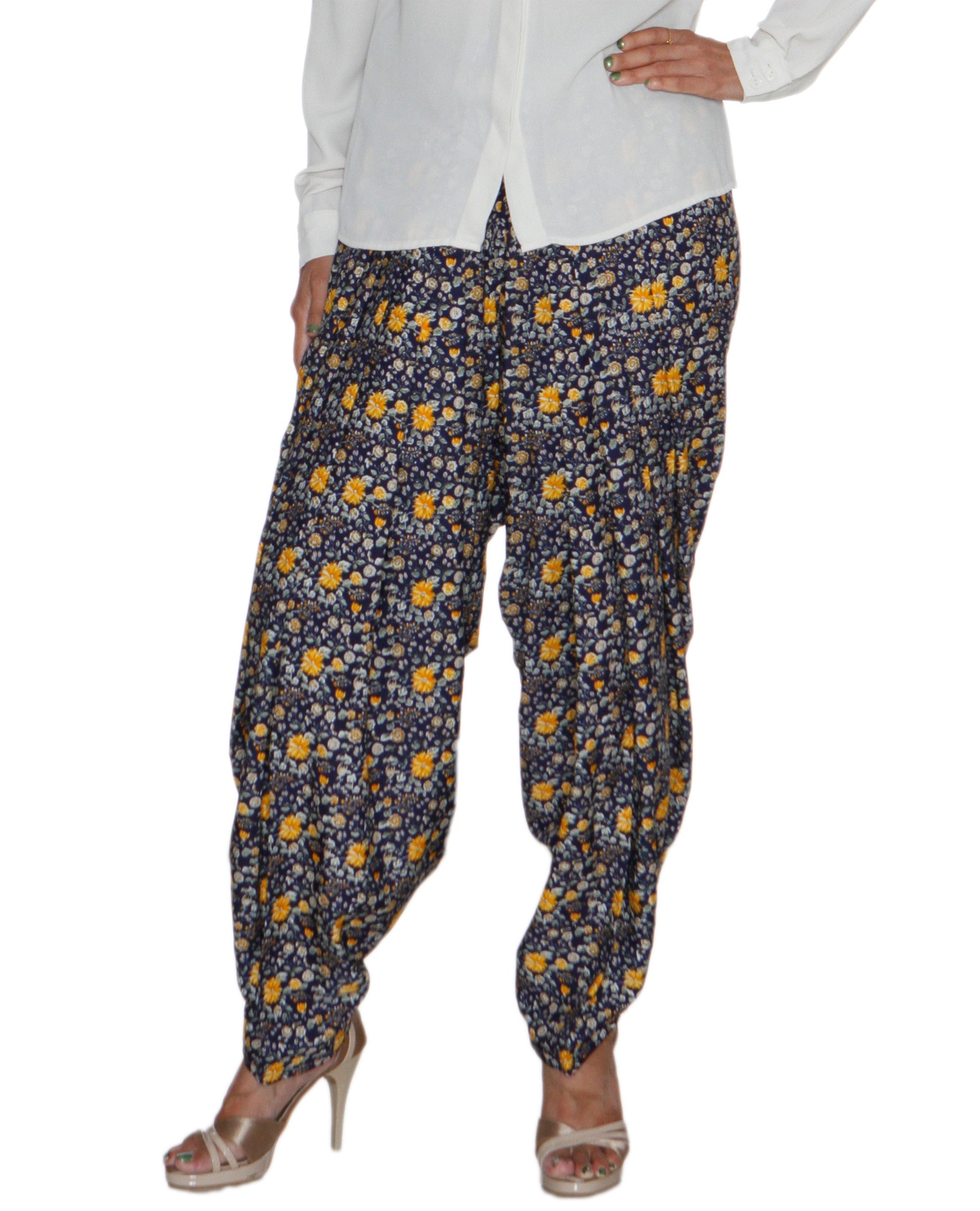 DeeVineeTi Women's Crepe Blue Floral Printed FreeSize Patiala Salwar DVSR0024 Front