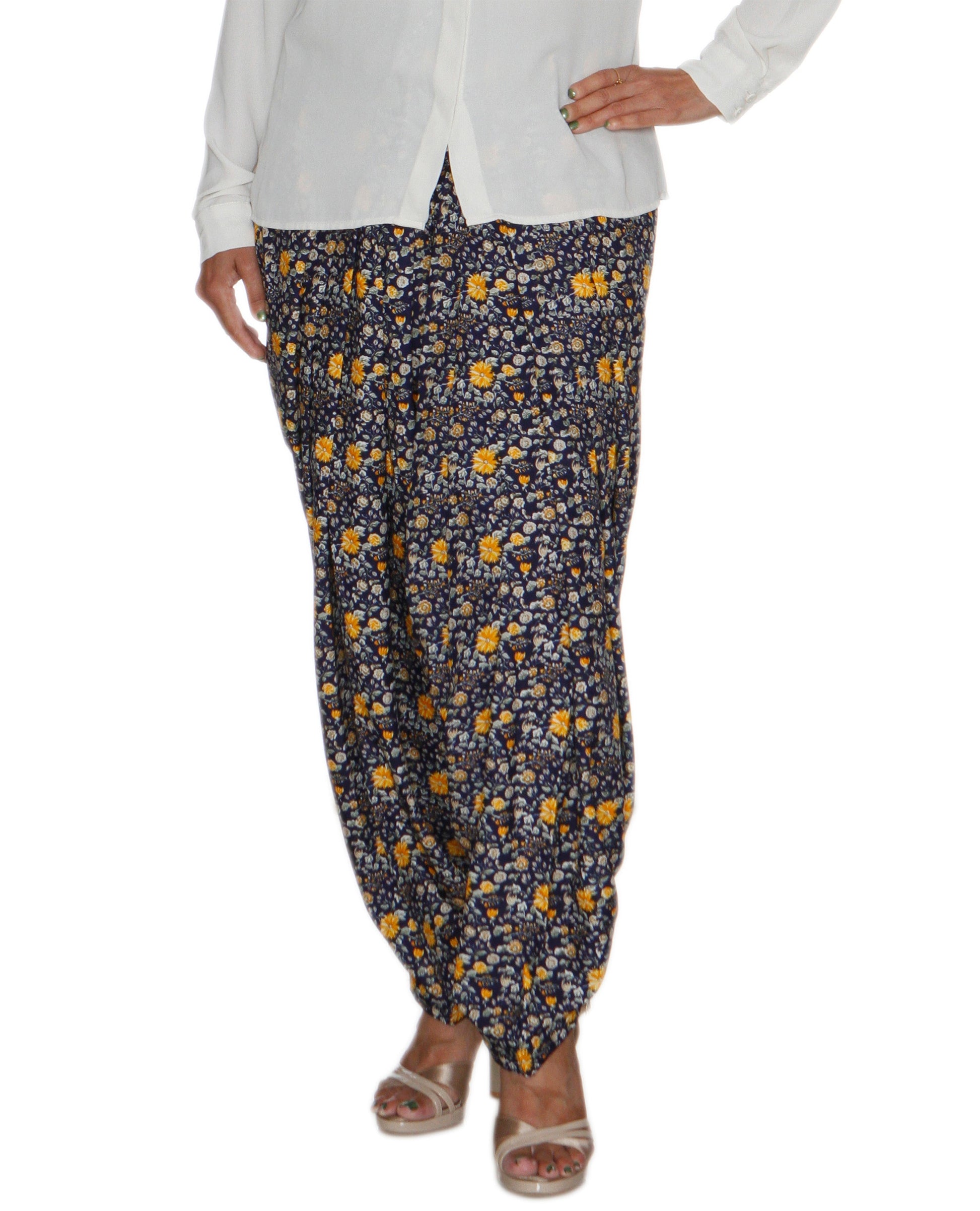 DeeVineeTi Women's Crepe Blue Floral Printed FreeSize Patiala Salwar DVSR0024