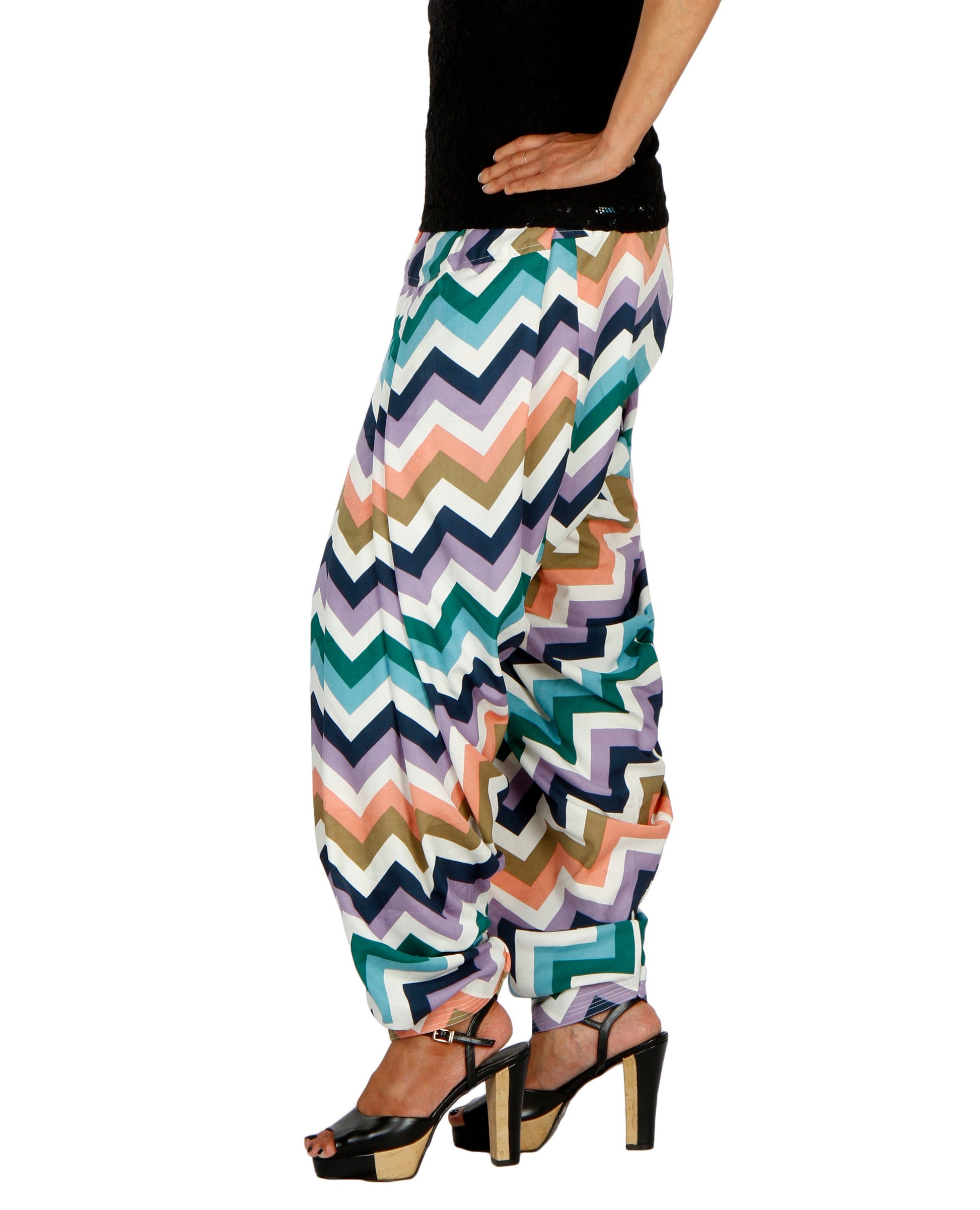 DeeVineeTi Women's Crepe Multicolor Chevron Printed FreeSize Patiala Salwar DVSR0014 Left