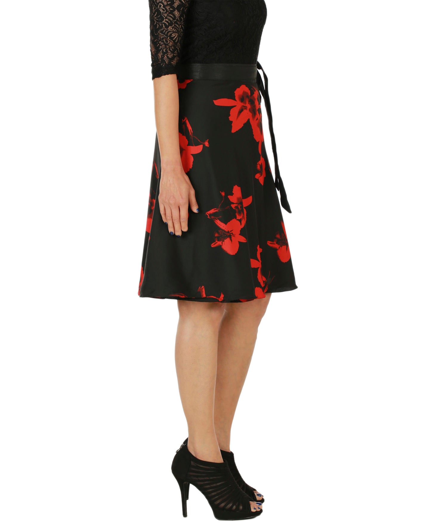 Floral Print Black Wrap Skirt Free Size WA000153