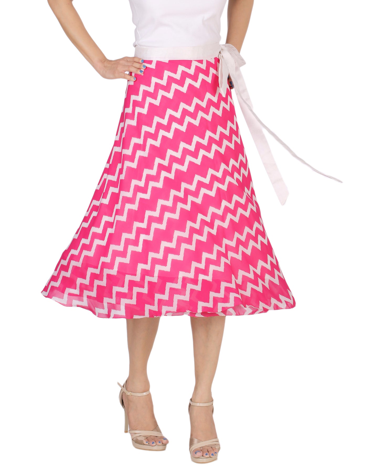 Pink and white zigzag patterned free size wrap skirt worn by a person on a white background WA000170