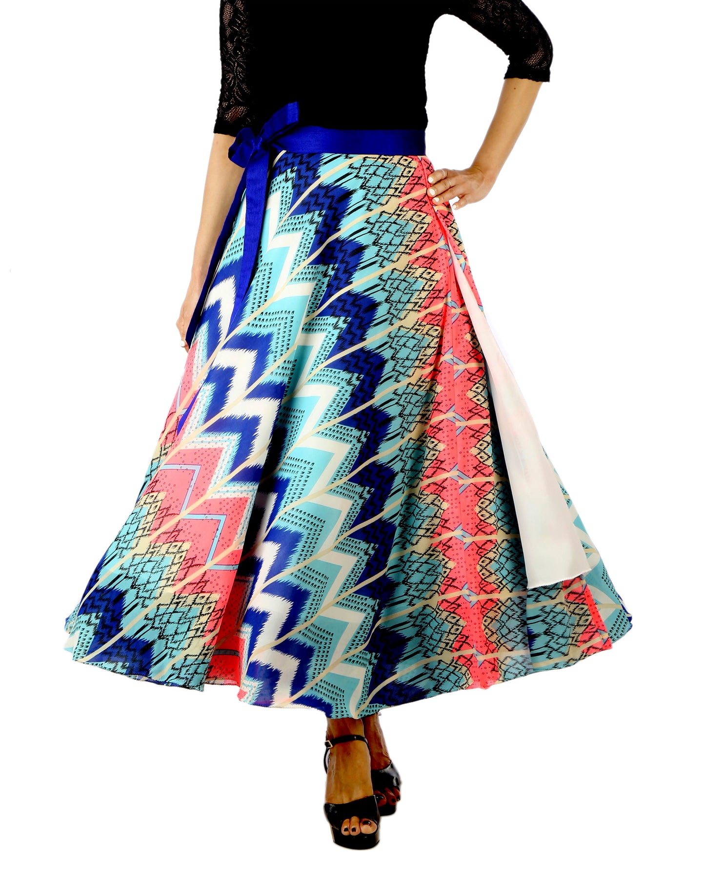 Woman wearing a colorful chevron print skirt with a blue belt on a white background WA000182